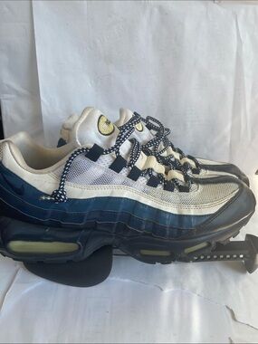 Nike Air Max Mens Size 11/ No Box